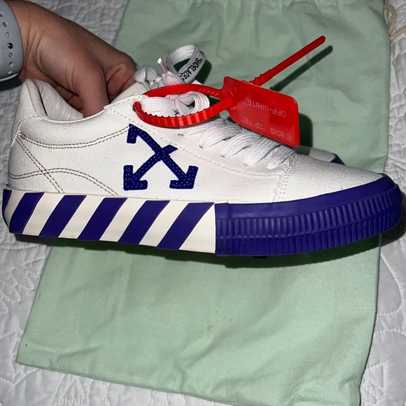 OFF-WHITE SNEAKERS size 39 WORN ONE TIME - Picture 3 of 6